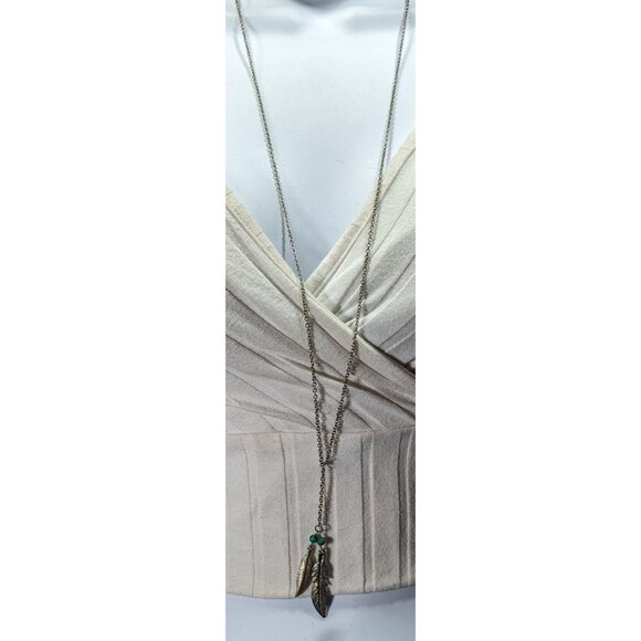 Bohemian Hippie Feather Charm Necklace Silver Tone With Faux Turquoise Accents - Picture 2 of 6